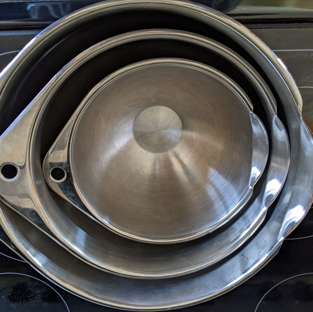 Cuisinart stainless steel mixing bowl set of 3